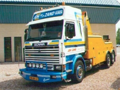 Scania-143-M-450-Bergetruck-vdZand-Koster-070204-1-NL[1]